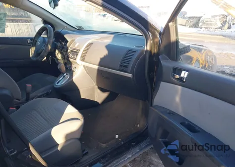 2010 Nissan Sentra 2.0S from USA, damaged, VIN 3N1AB6AP7AL676577